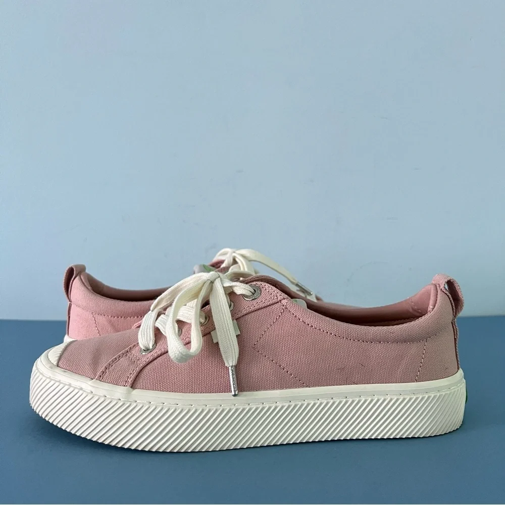 Cariuma OCA Low Rose Pink Canvas Lace Up‎ Sneakers
